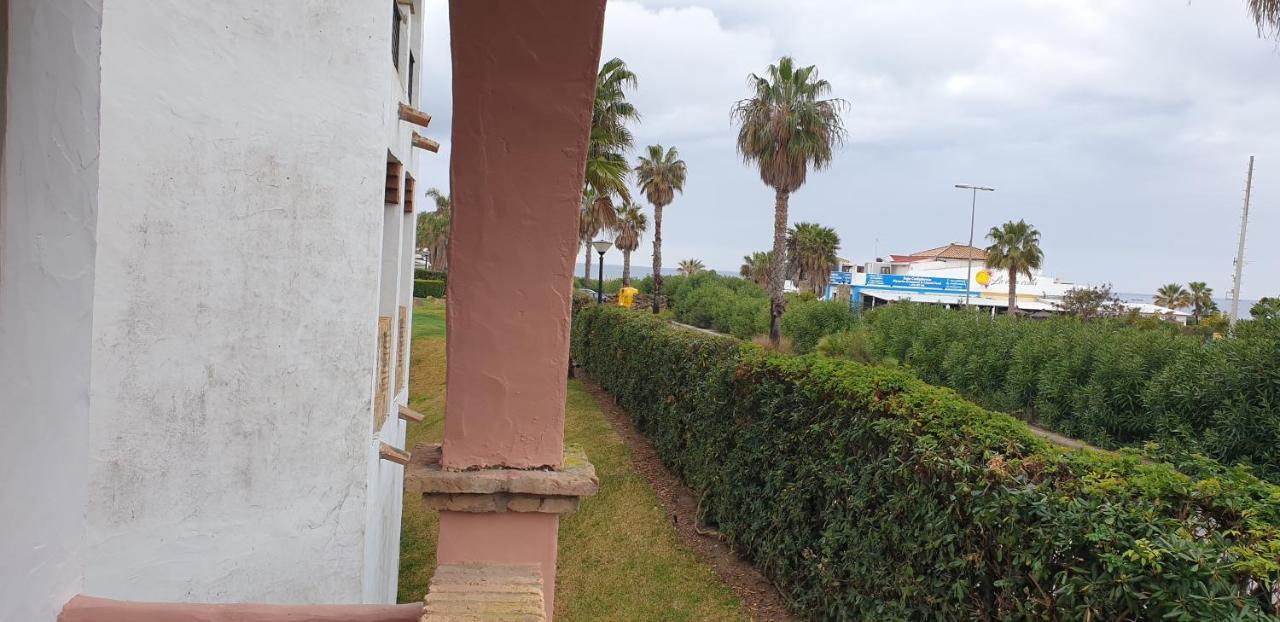 Apartamento Atlanterra Playa Primera Linea ساهارا ذي لوس أتونِس المظهر الخارجي الصورة